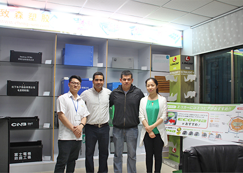 展架印刷精美是我們合作的好伙伴